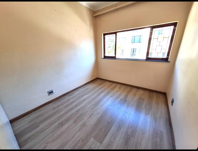 3 BEDROOM DUPLEX TO LET IN MORNINGSIDE